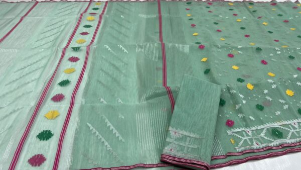Jamdani Saree