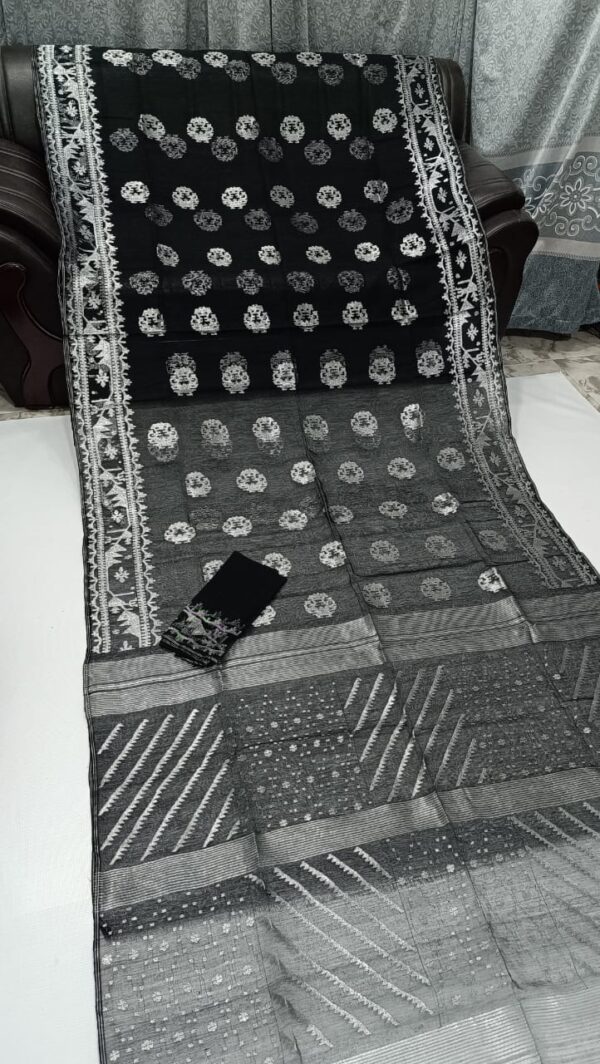 Jamdani Saree