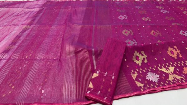Jamdani Saree