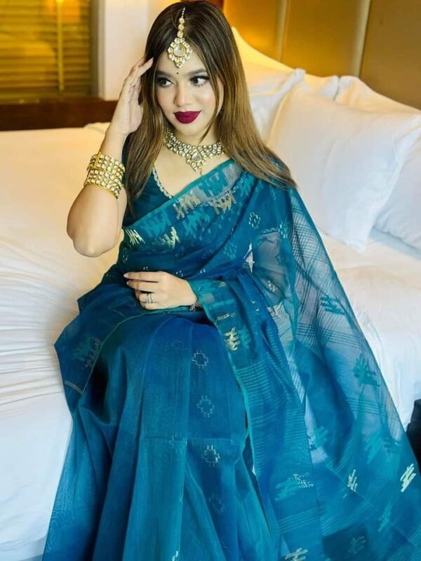 Jamdani Saree