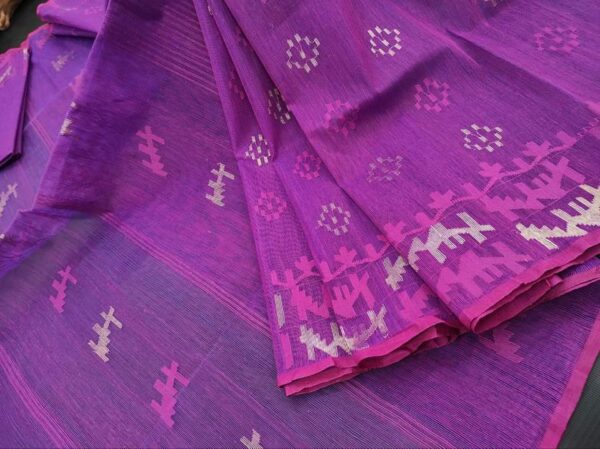 Jamdani Saree