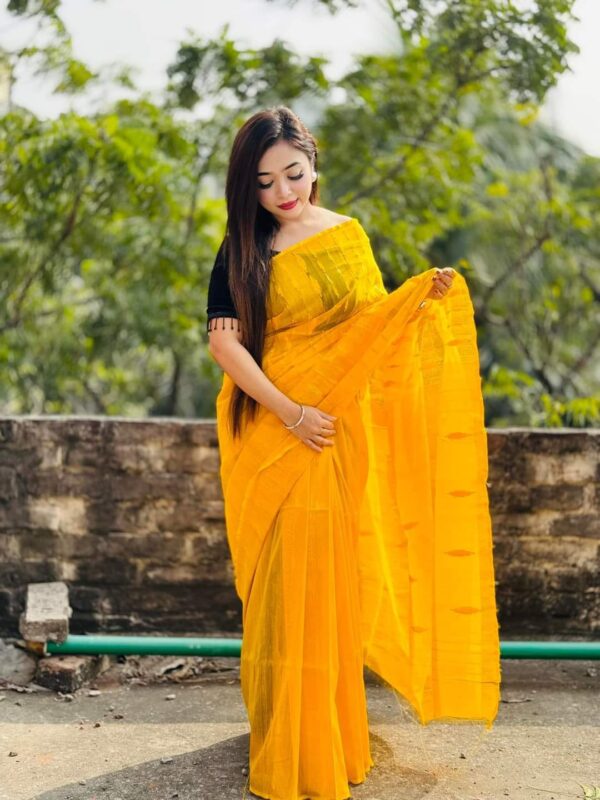 Jamdani Saree