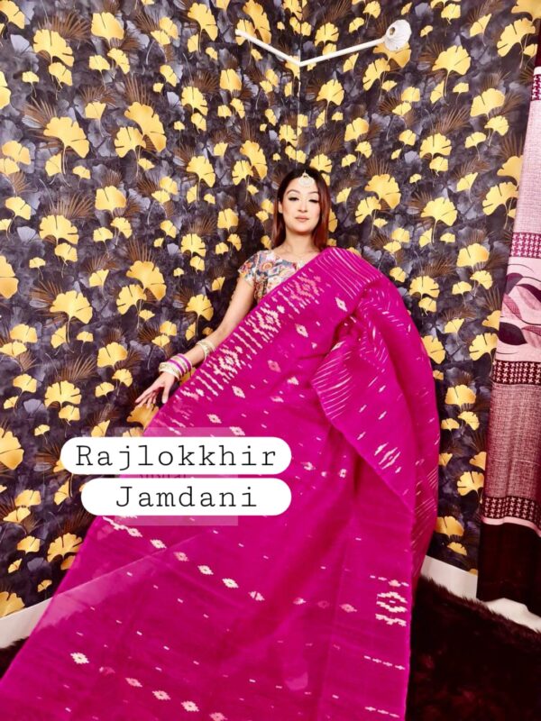 Jamdani Saree