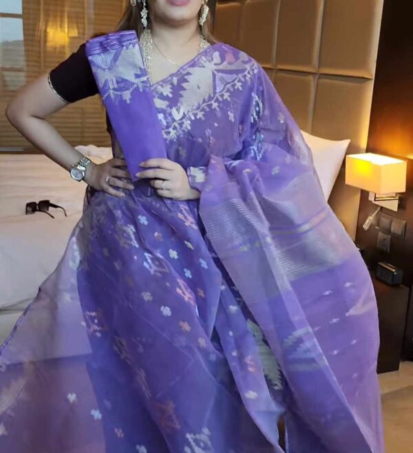 Jamdani Saree