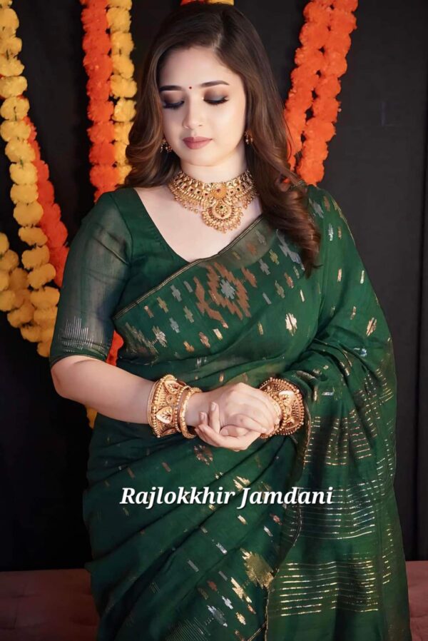 Jamdani Saree