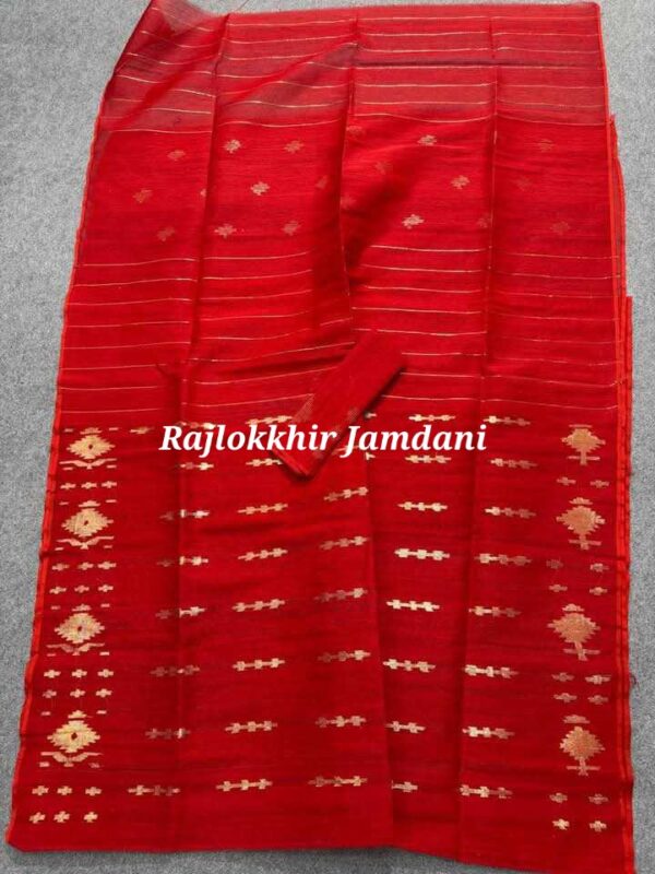 Jamdani Saree